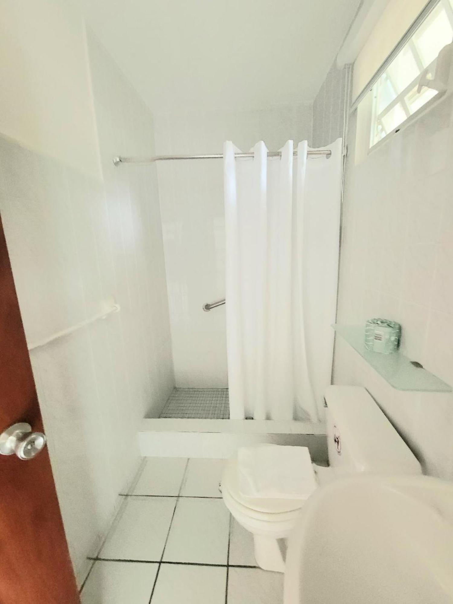 Nautilus By La Jamaca Hotels-Downtown La Parguera ลาคาส ภายนอก รูปภาพ