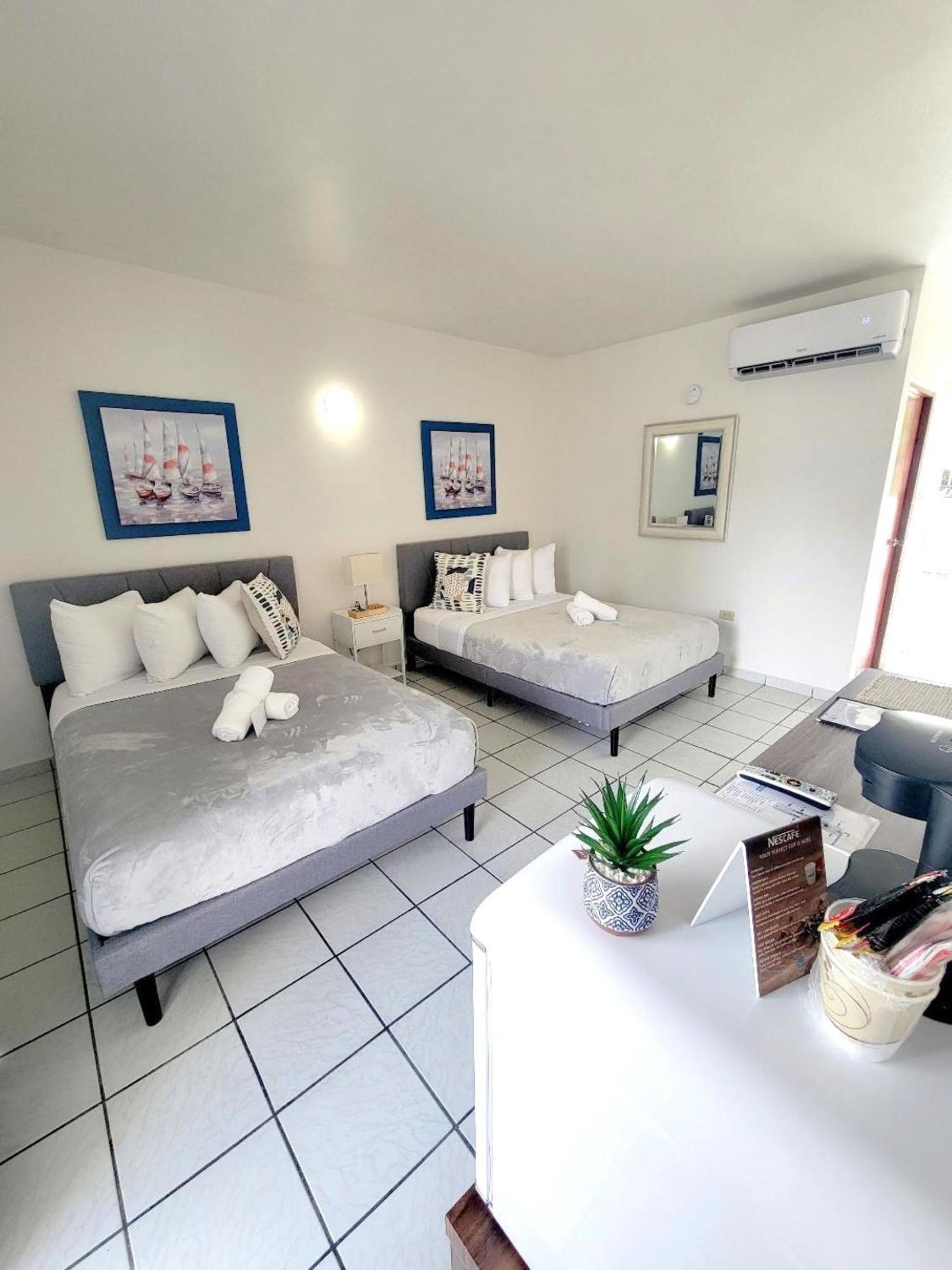 Nautilus By La Jamaca Hotels-Downtown La Parguera ลาคาส ภายนอก รูปภาพ