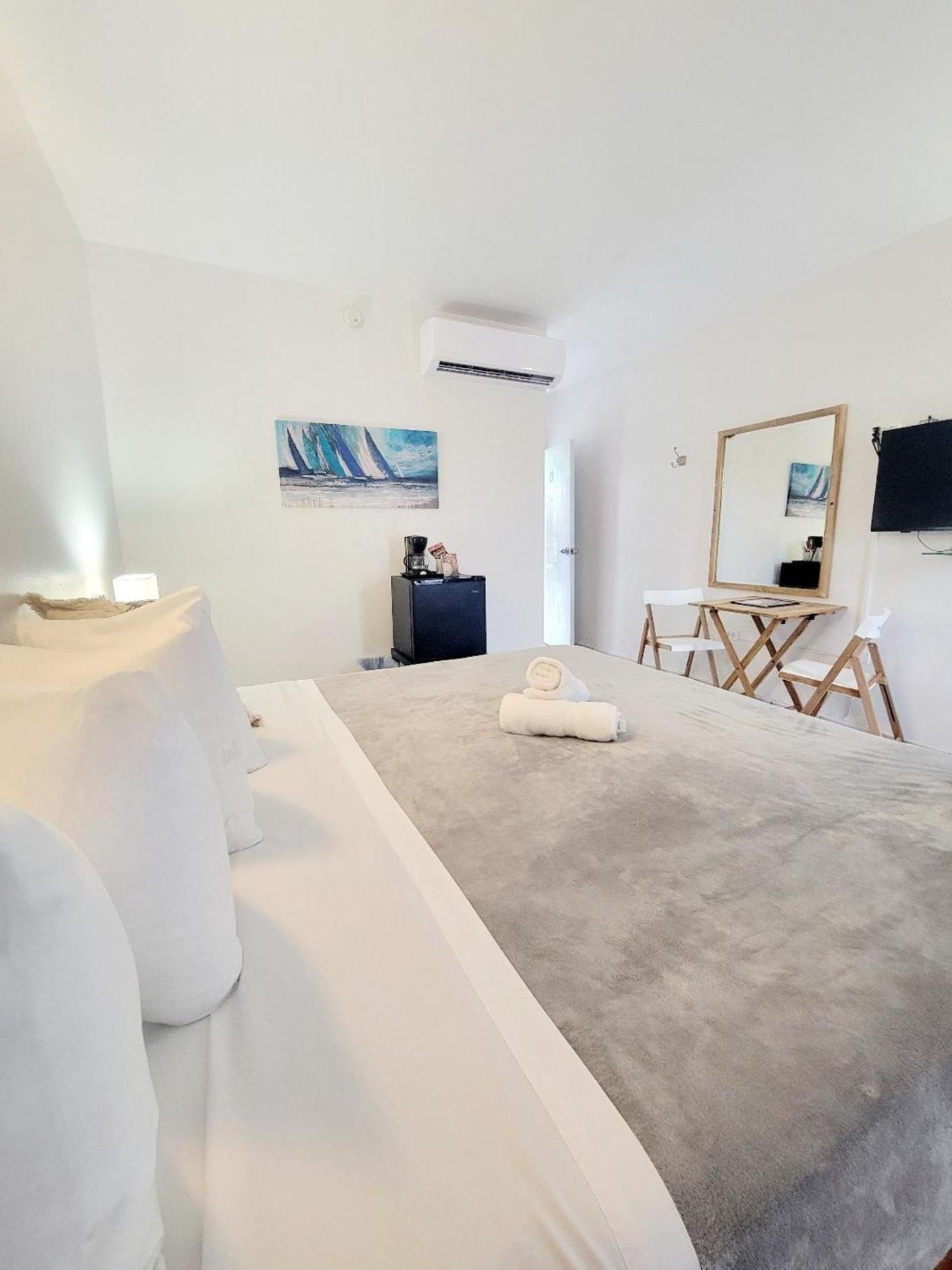 Nautilus By La Jamaca Hotels-Downtown La Parguera ลาคาส ภายนอก รูปภาพ